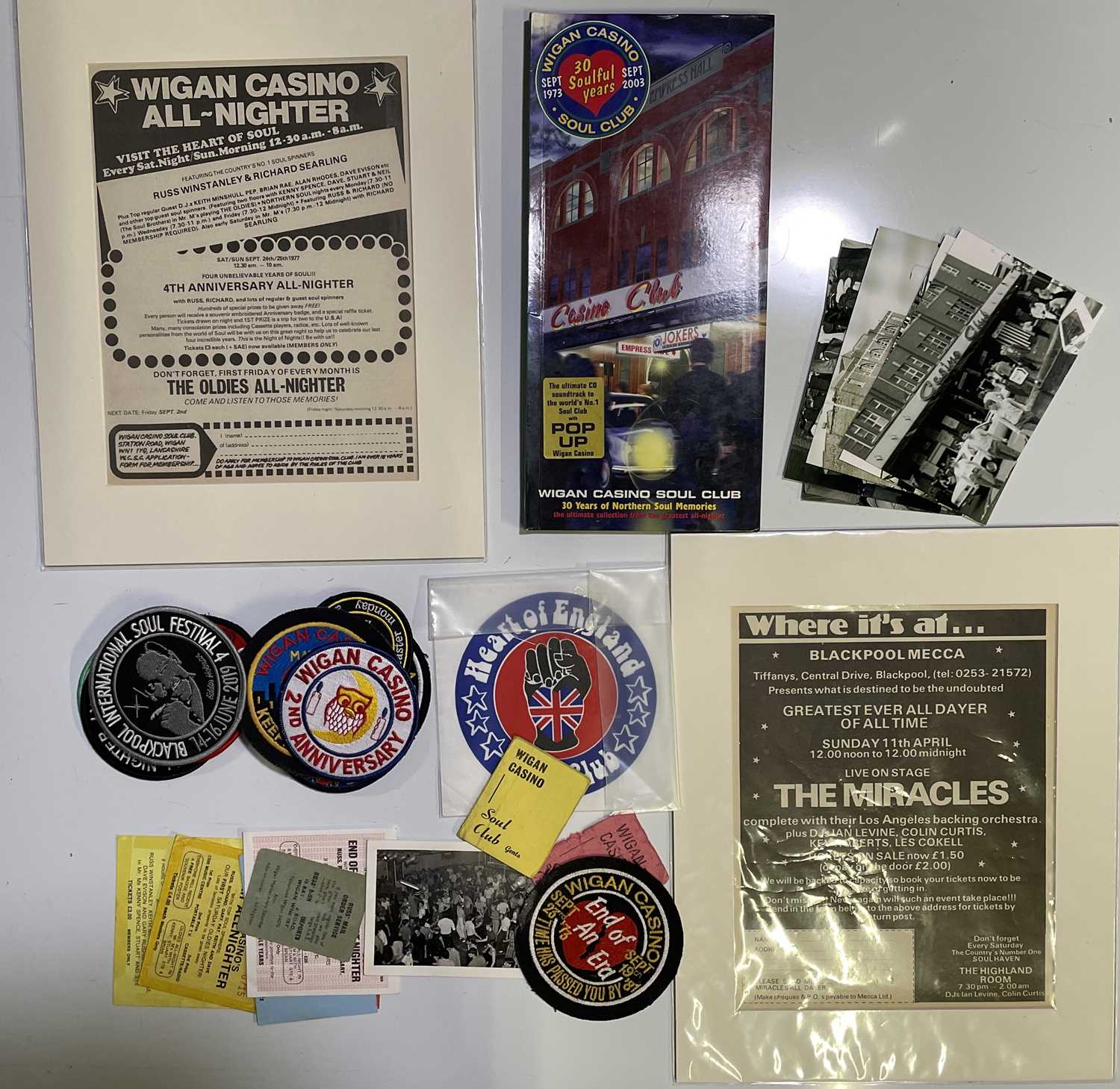 Lot 78 - NORTHERN SOUL INTEREST - WIGAN CASINO 50TH ANNIVERSARY - ORIGINAL TICKETS / PHOTO / PATCHES.