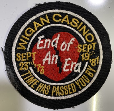 Lot 78 - NORTHERN SOUL INTEREST - WIGAN CASINO 50TH ANNIVERSARY - ORIGINAL TICKETS / PHOTO / PATCHES.