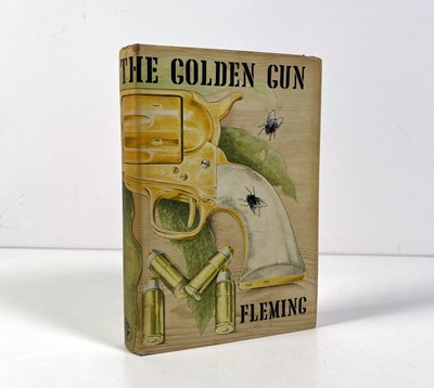 Lot 204 - IAN FLEMING - JAMES BOND - THE MAN WITH THE GOLDEN GUN (1965) UK FIRST EDITION.