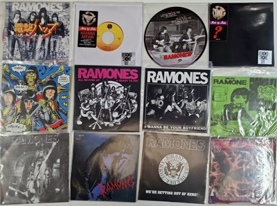 Lot 1043 - RAMONES - MODERN/ PRIVATE 7" PACK