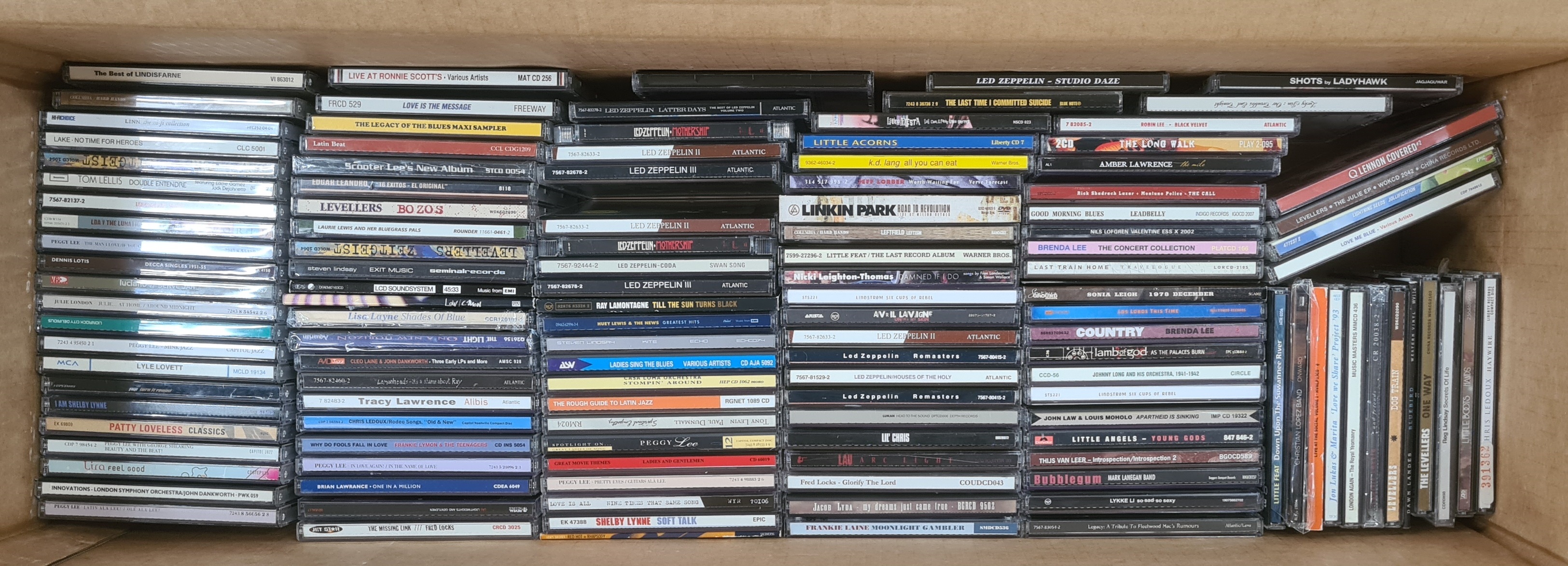 Large Collection Lot 1138 - CDs - LARGE COLLECTION.