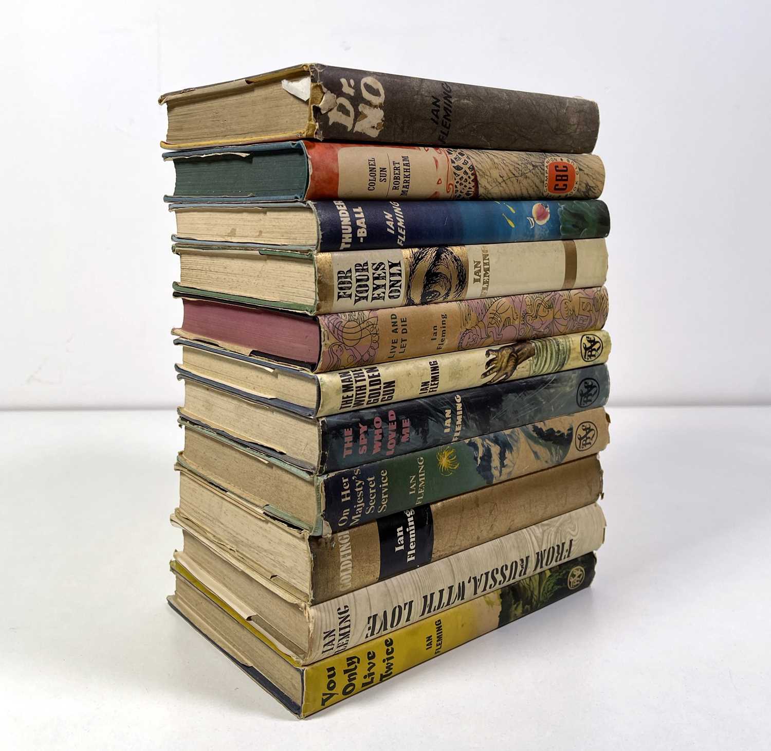 Lot 44 JAMES BOND THE BOOK CLUB EDITIONS.