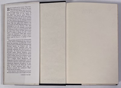 Lot 24 - JOHN GARDNER - JAMES BOND - LICENSE RENEWED (1981) UK FIRST EDITION.