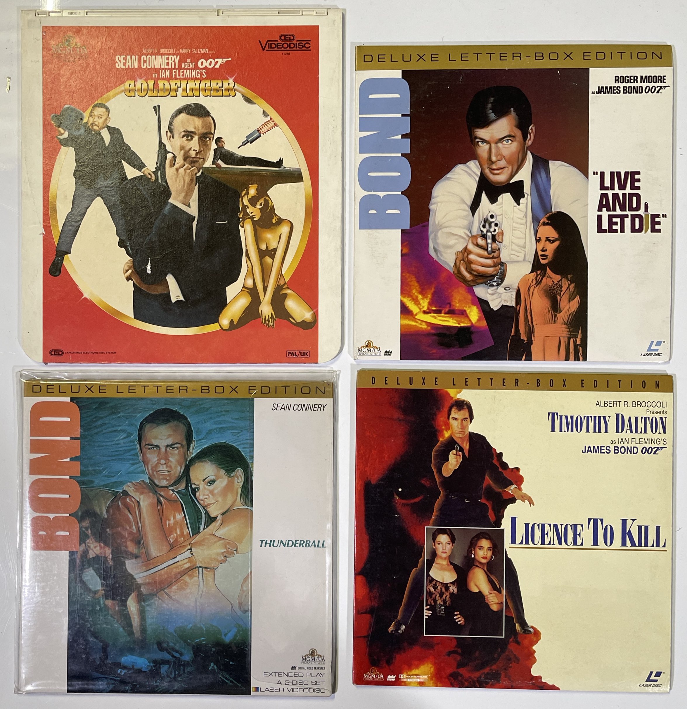 Lot 4 - JAMES BOND - VIDEODISC / LASERDISC TITLES.