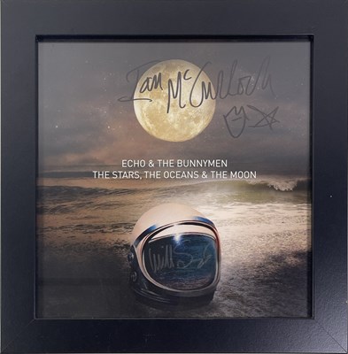 Lot 247 - ECHO & THE BUNNYMEN - SIGNED LP COVER.