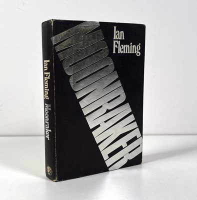 Lot 237 - IAN FLEMING - JAMES BOND - MOONRAKER - 1975 EDITION.