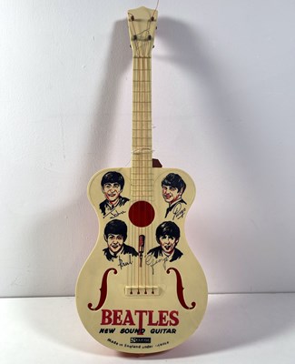 Lot 167 - THE BEATLES - SELCOL NEW SOUND GUITAR.