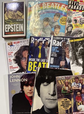 Lot 225 - THE BEATLES - ASSORTED COLLECTABLES.