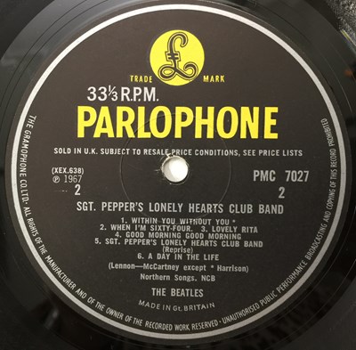 Lot 23 - THE BEATLES - SGT. PEPPER'S LONELY HEARTS CLUB BAND LP (ORIGINAL UK 'FOURTH PROOF' COPY - PMC 7027)