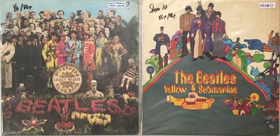 Lot 24 - THE BEATLES - YELLOW SUBMARINE/ SGT PEPPER LP PACK