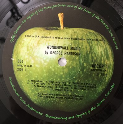 Lot 30 - GEORGE HARRISON - WONDERWALL MUSIC MONO LP (ORIGINAL UK PRESSING - APCOR 1)