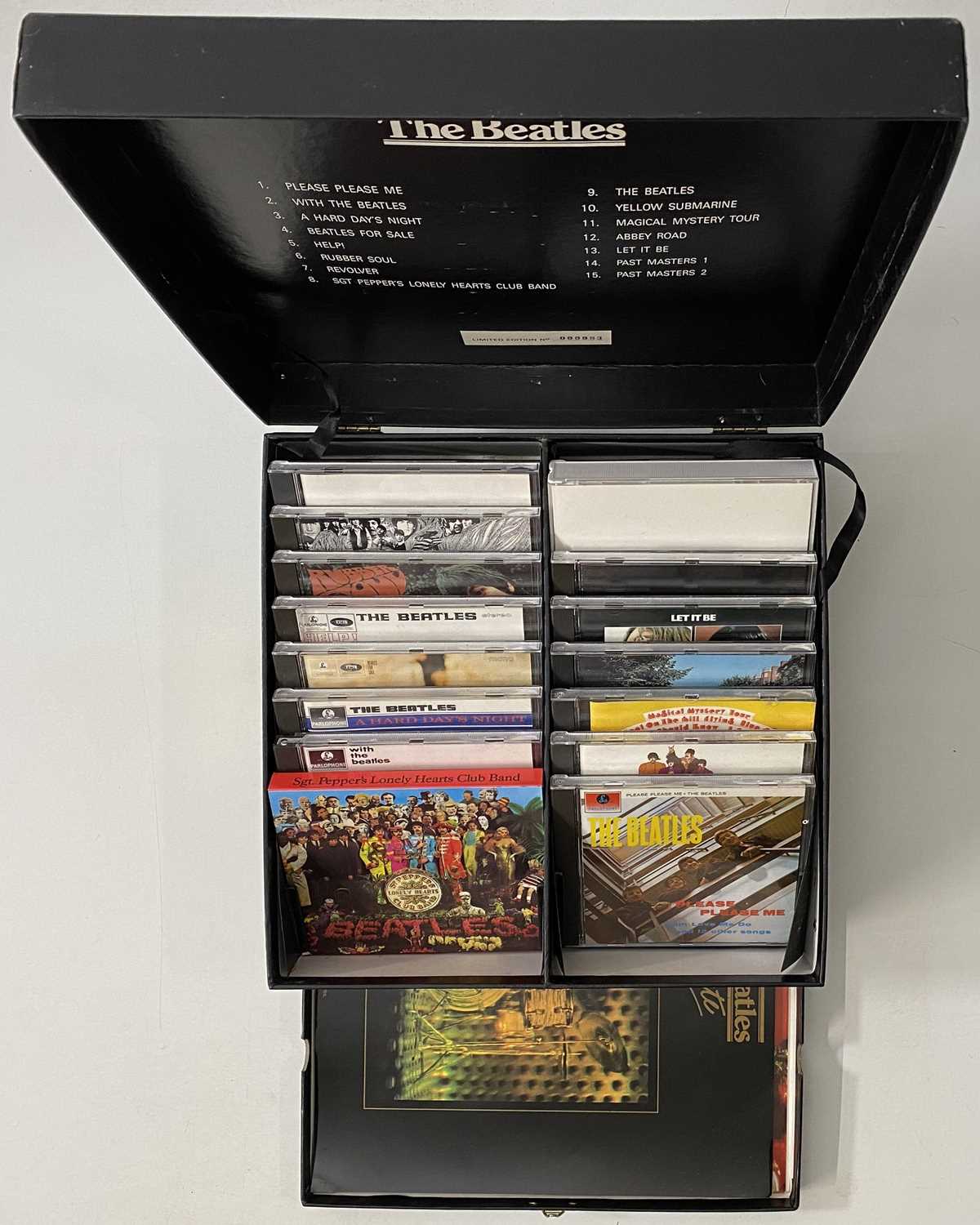 Compact Disc Collection Display Lot 608 - THE BEATLES - COMPACT DISC COLLECTION/ SOLO