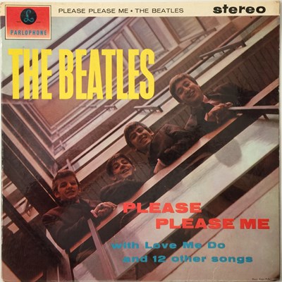 Lot 81 - THE BEATLES - PLEASE PLEASE ME LP (ORIGINAL UK STEREO 'BLACK AND GOLD' PCS 3042).