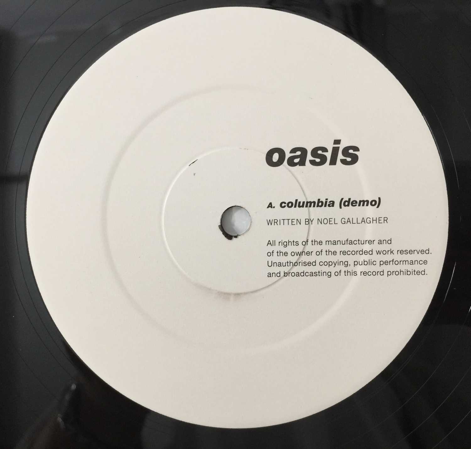 Lot 1 - OASIS - COLUMBIA 12" (ORIGINAL 1993 UK S/SIDED PROMO - CTP 8).