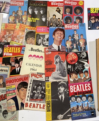 Lot 133 - THE BEATLES ORIGINAL MAGAZINES.