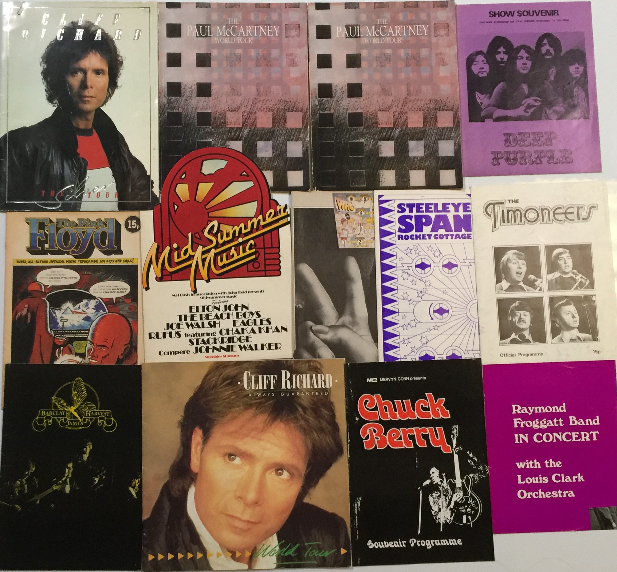 Lot 99 - CONCERT / TOUR PROGRAMME COLLECTION INC PINK