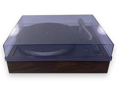 Lot 8 - ACOUSTIC RESEARCH AR TURNTABLE.