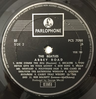 Lot 103 - THE BEATLES - ABBEY ROAD LP (CONTRACT/EXPORT PARLOPHONE ONE BOX EMI COPY - PCS 7088)