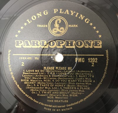 Lot 111 - THE BEATLES - PLEASE PLEASE ME LP (1ST UK 'BLACK AND GOLD' PMC 1202 - TOP COPY).