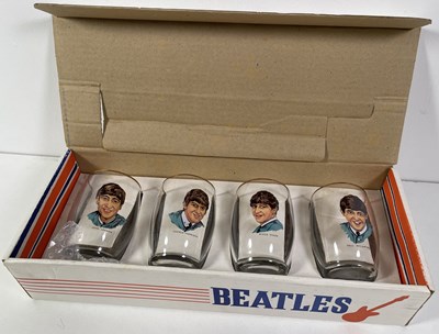 Lot 357 - THE BEATLES - FULL SET OF C 1963 JOSEPH LANG / NEMS GLASSES IN BOX.