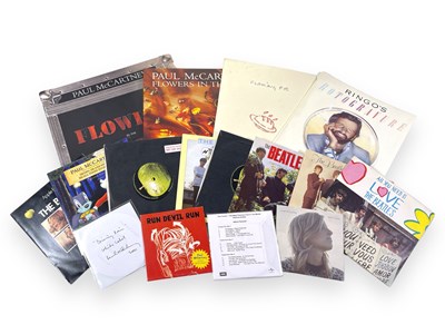 Lot 256A - THE BEATLES - PRESS PACKS AND PROMOTIONAL ITEMS.