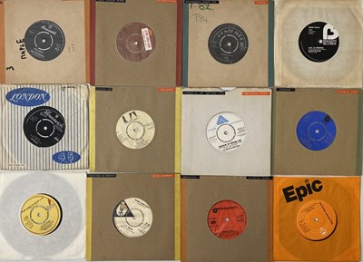 Lot 240 - 60s/ 70s SOUL 7" COLLECTION (UK PRESSINGS)