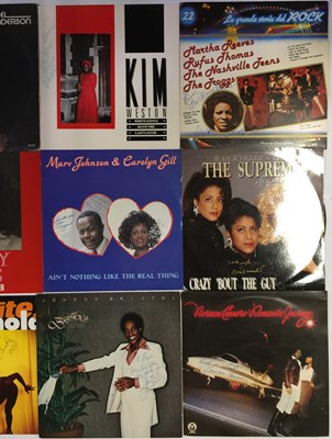 Lot 260 - SOUL ARTISTS - SIGNED 12"/LPS.