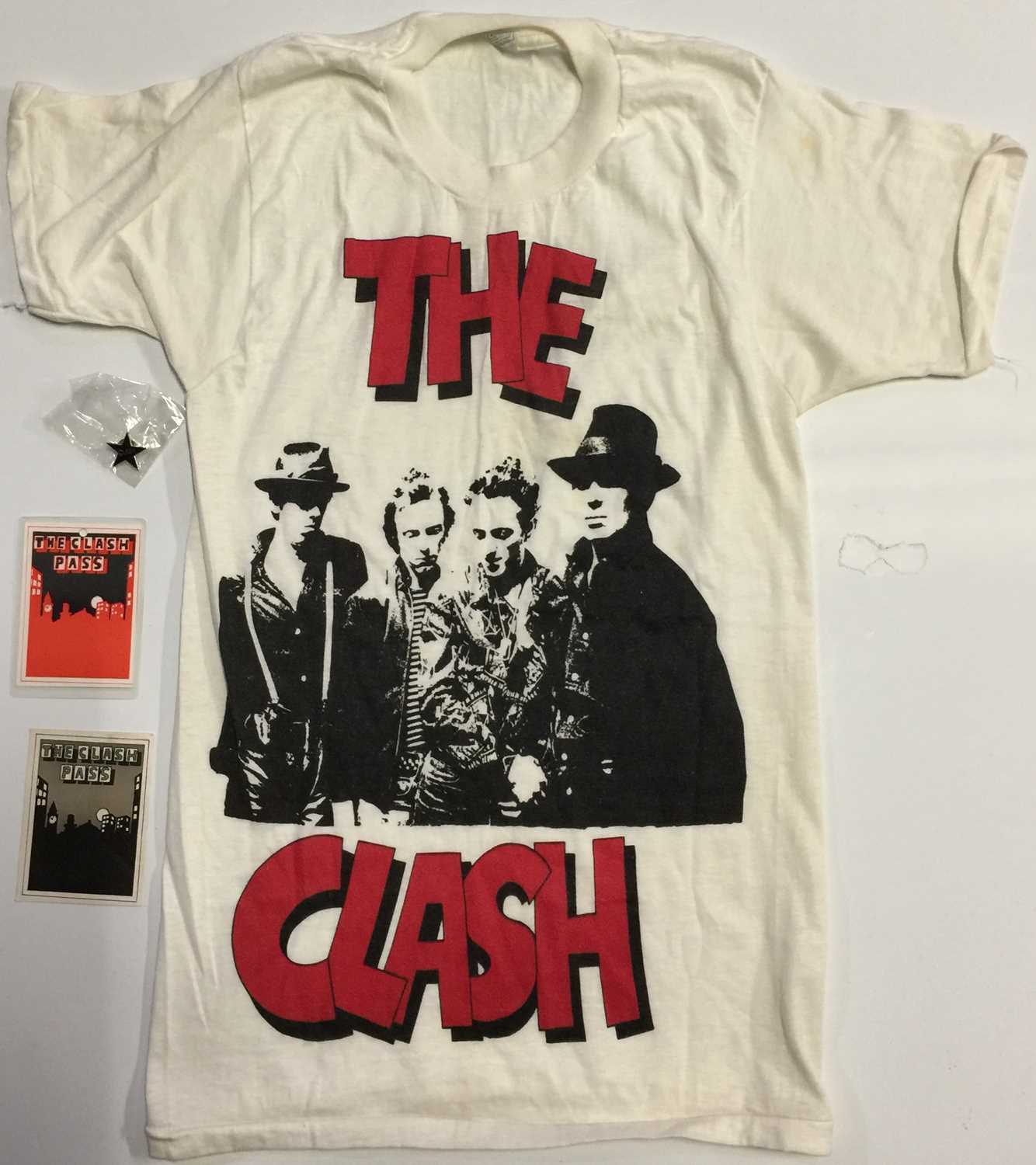 Lot 315 - THE CLASH - 16 TONS TOUR `T-SHIRT, BADGE