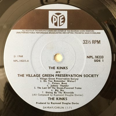 Lot 679 - THE KINKS - THE VILLAGE GREEN PRESERVATION SOCIETY LP (UK MONO OG - PYE - NPL.18233)