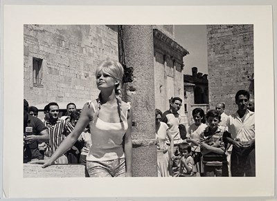 Lot 129 - POP CULTURE - BRIGITTE BARDOT / FRANCOISE HARDY - ORIGINAL PHOTOGRAPH PRINTS FROM NEGATIVES.