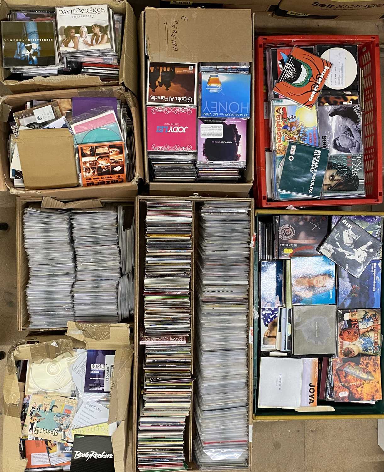 Lot 641 - CDs / CD SINGLES COLLECTION