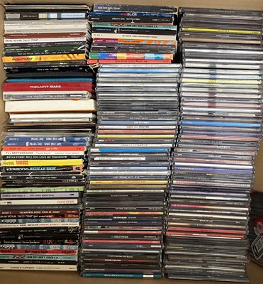 Lot 641 - CDs / CD SINGLES COLLECTION