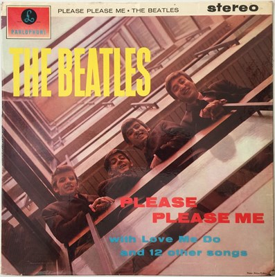 Lot 67 - THE BEATLES - PLEASE PLEASE ME LP (ORIGINAL UK STEREO 'BLACK AND GOLD' PCS 3042).