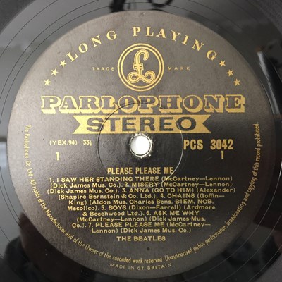 Lot 67 - THE BEATLES - PLEASE PLEASE ME LP (ORIGINAL UK STEREO 'BLACK AND GOLD' PCS 3042).