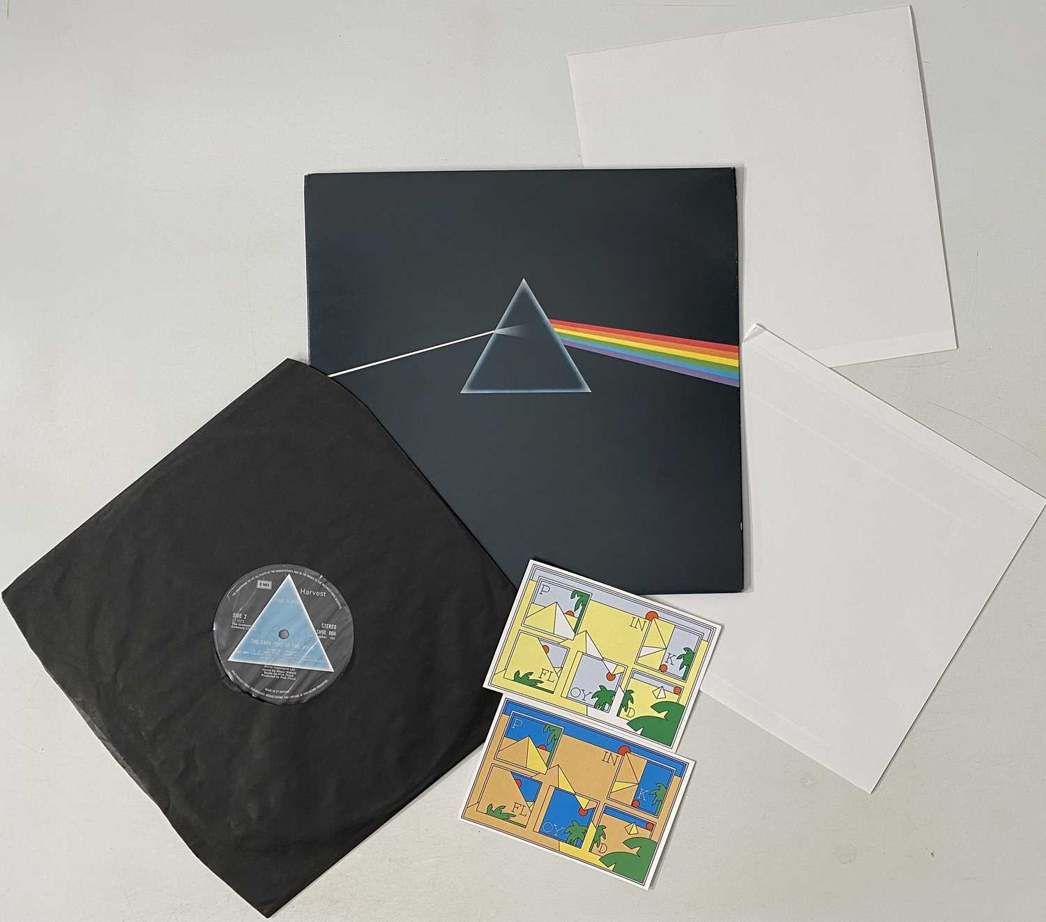 Lot 71 - PINK FLOYD - THE DARK SIDE OF THE MOON LP (ORIGINAL UK 'SOLID BLUE' - SHVL 804 - SUPERB COPY)