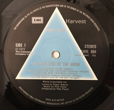 Lot 71 - PINK FLOYD - THE DARK SIDE OF THE MOON LP (ORIGINAL UK 'SOLID BLUE' - SHVL 804 - SUPERB COPY)