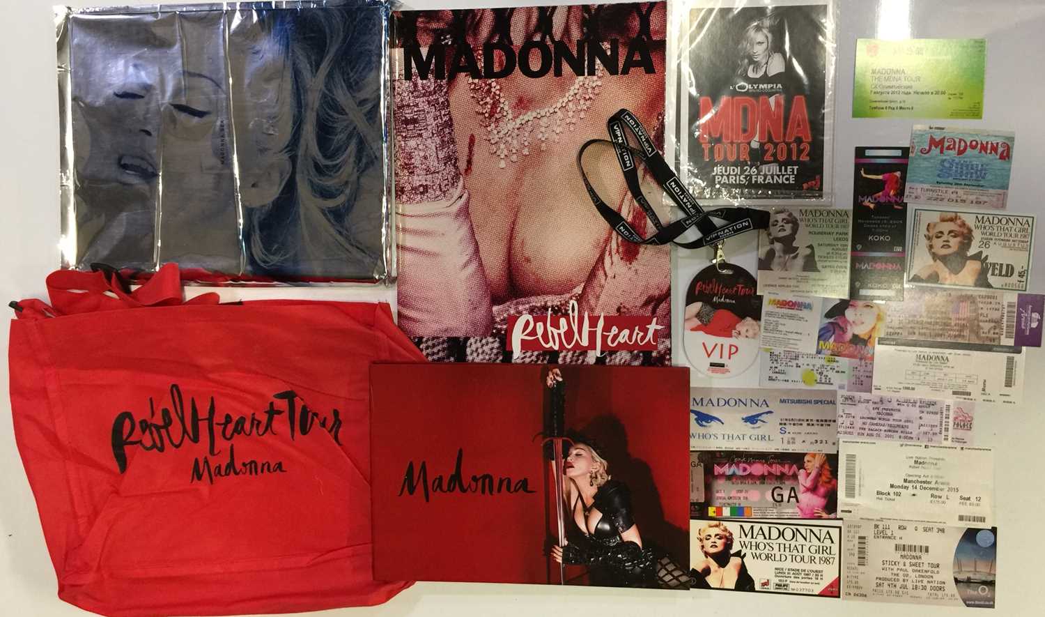 Lot 43 - MADONNA - MEMORABILIA COLLECTION INC SEALED