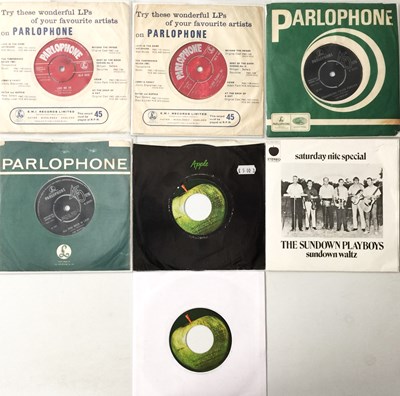 Lot 795 - THE BEATLES/ THE SUNDOWN PLAYBOYS - 7" PACK