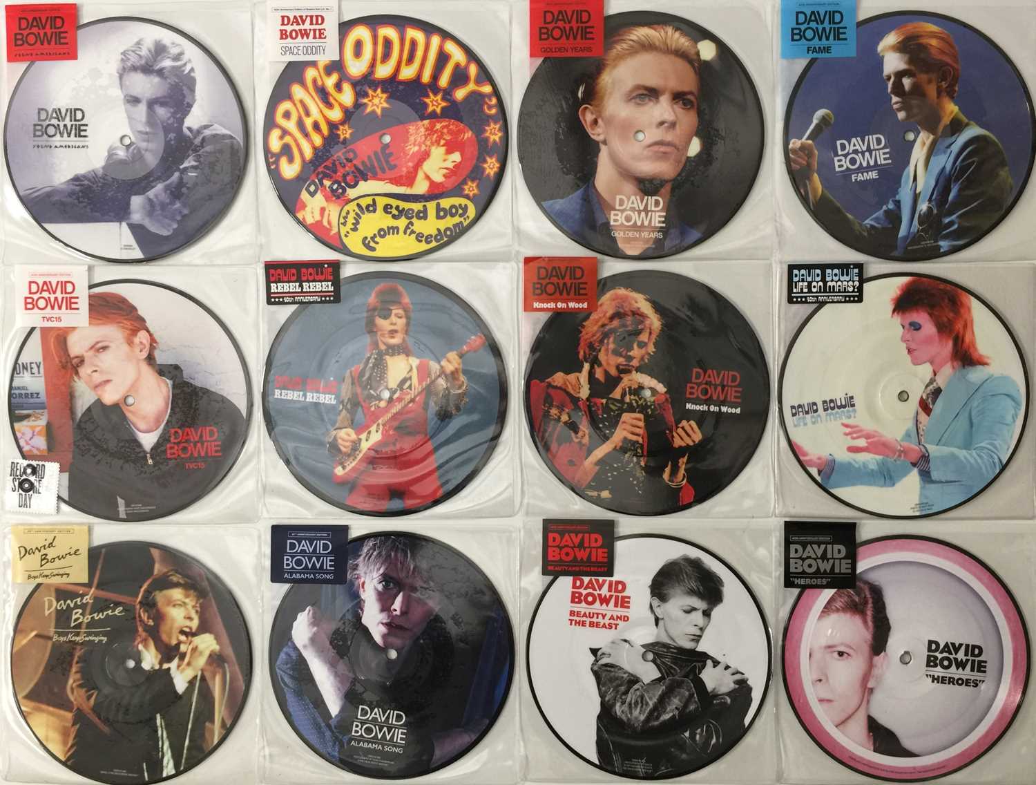 Lot 813 - DAVID BOWIE - 40TH ANNIVERSARY 7" PACK