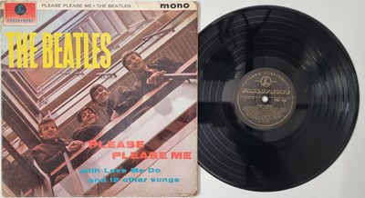 Lot 819 - THE BEATLES - PLEASE PLEASE ME LP (2ND UK BLACK & GOLD MONO COPY - PMC 1202)