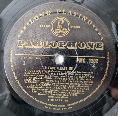 Lot 819 - THE BEATLES - PLEASE PLEASE ME LP (2ND UK BLACK & GOLD MONO COPY - PMC 1202)