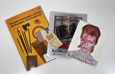 Lot 370 - DAVID BOWIE - FINAL ZIGGY CONCERT TICKET / PROGRAMME / ZIGGY FILM PRESS KIT / SCRAPBOOK.