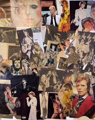 Lot 374 - RECREATE A BOWIE FAN'S BEDROOM FROM 1972/73 - LARGE COLLECTION OF ORIGINAL POSTERS AND CUTTINGS.