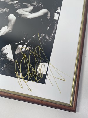 Lot 92 - U2 - A SIGNED PRINT.