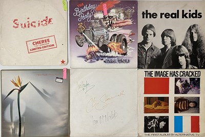 Lot 896 - WAVE / PUNK - LPs / 12" COLLECTION