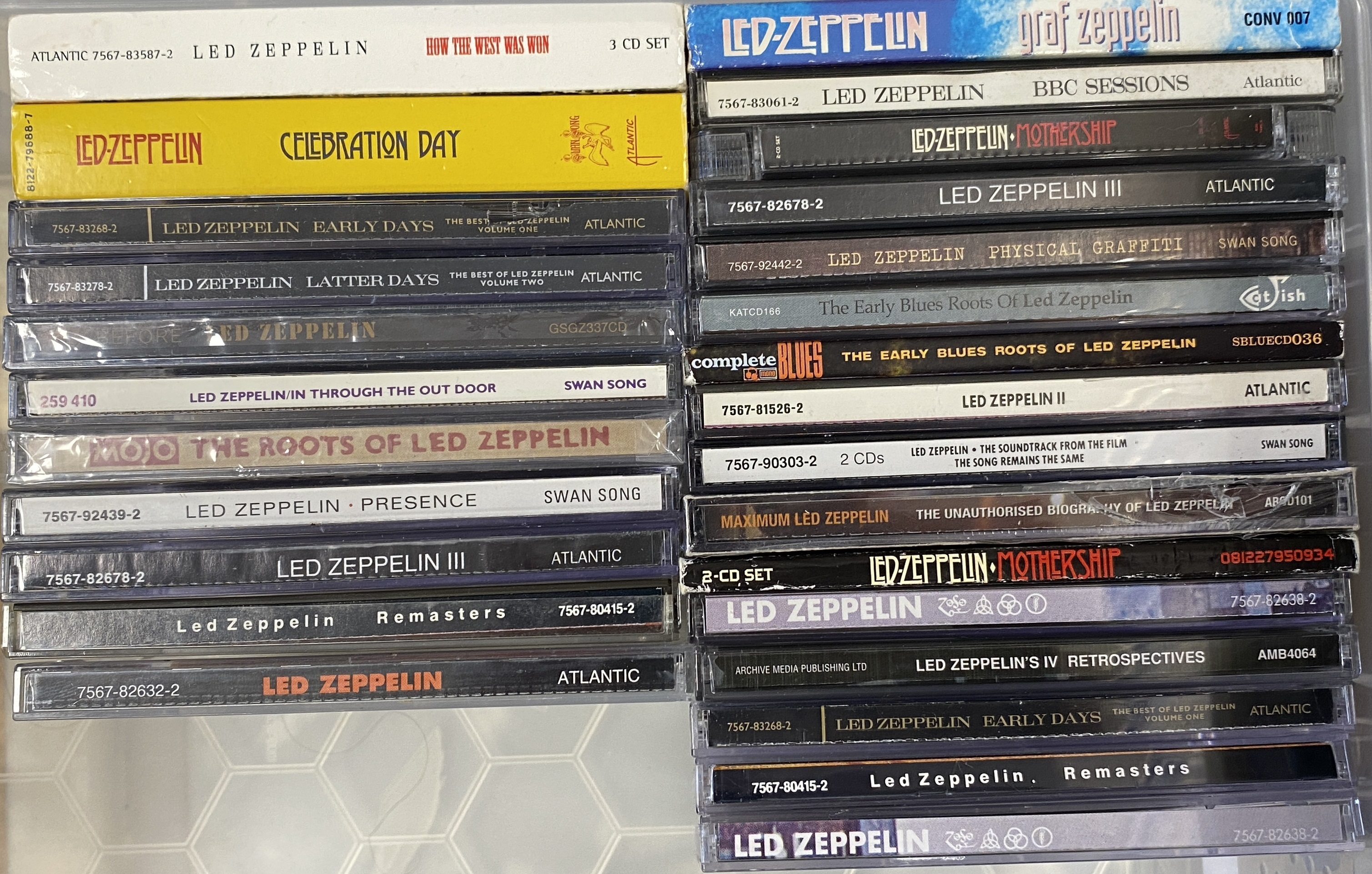 Led Zeppelin Cd Collection Lot 929 - LED ZEPPELIN - CD COLLECTION