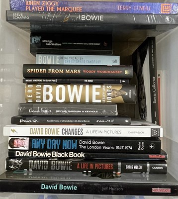 Lot 384 - DAVID BOWIE - LARGE BOOK COLLECTION.