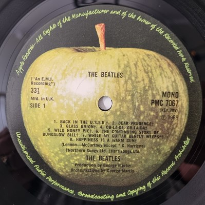 Lot 1019 - THE BEATLES - WHITE ALBUM LP (UK REISSUE - MISPRINT LABELS - PMC 7067)