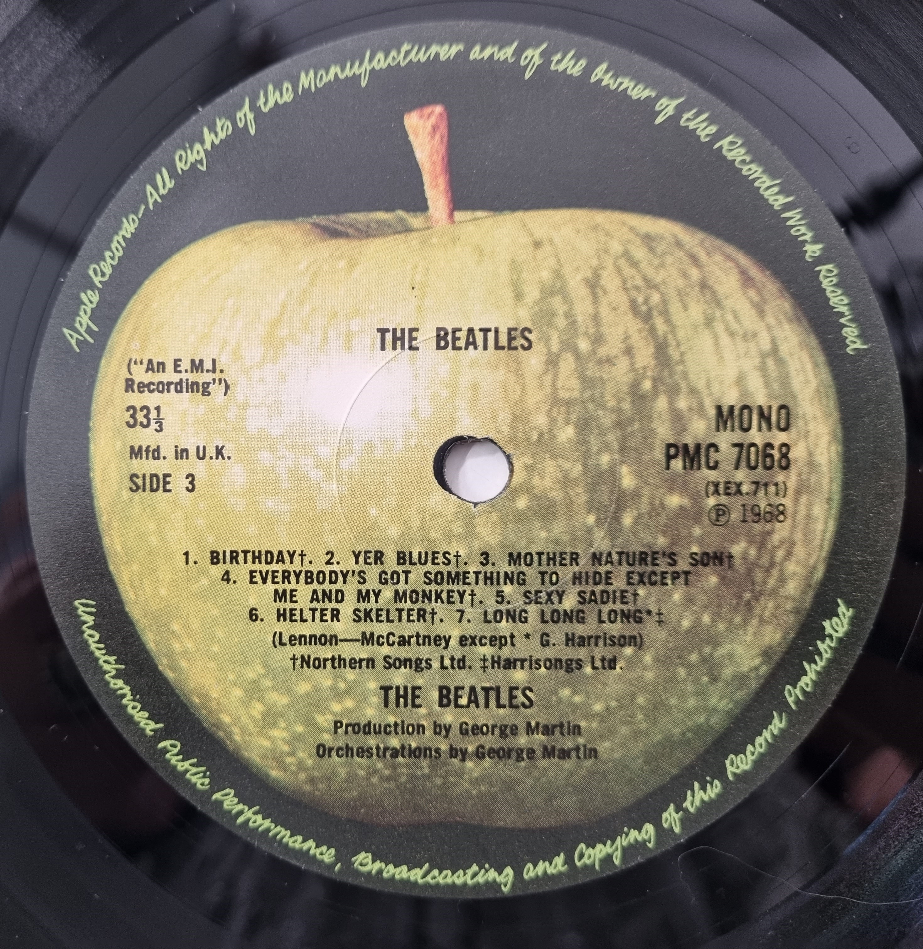 Lot 1019 - THE BEATLES - WHITE ALBUM LP (UK REISSUE