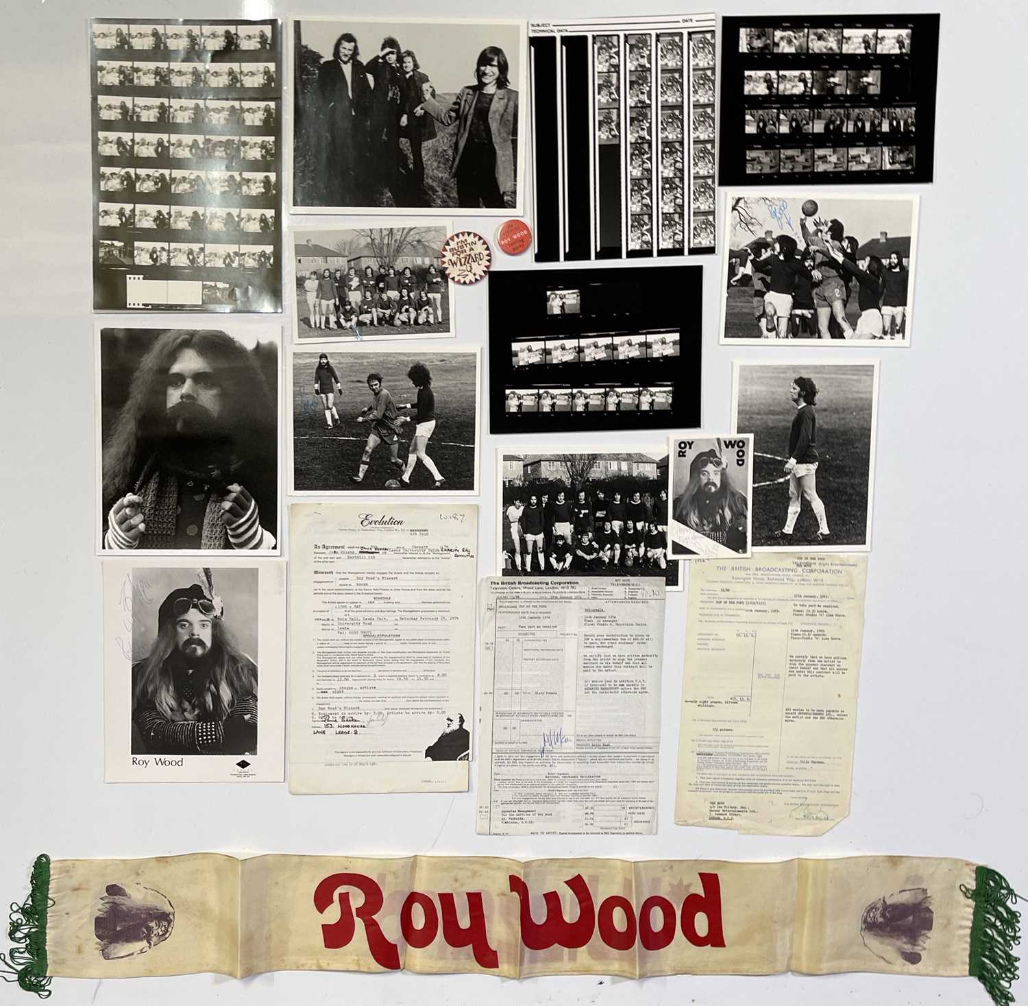 Lot 52 - ROY WOOD - MEMORABILIA INC PHOTOS.